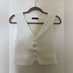 SHEIN Ivory Sleeveless Buttoned Vest
